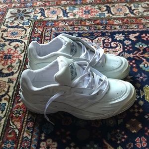 White Reebok men shoes NWOB